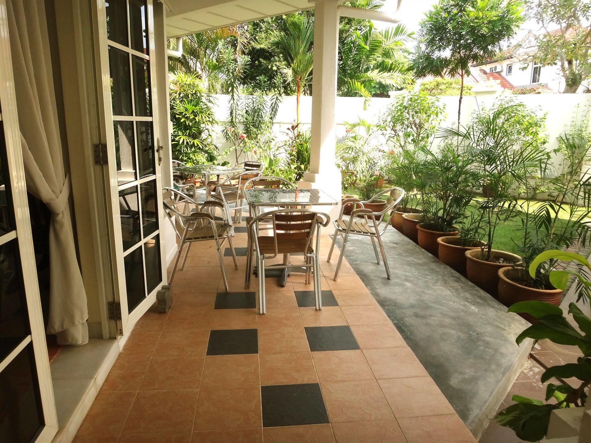 Rumah Putih Near Klia Sepang Exterior foto